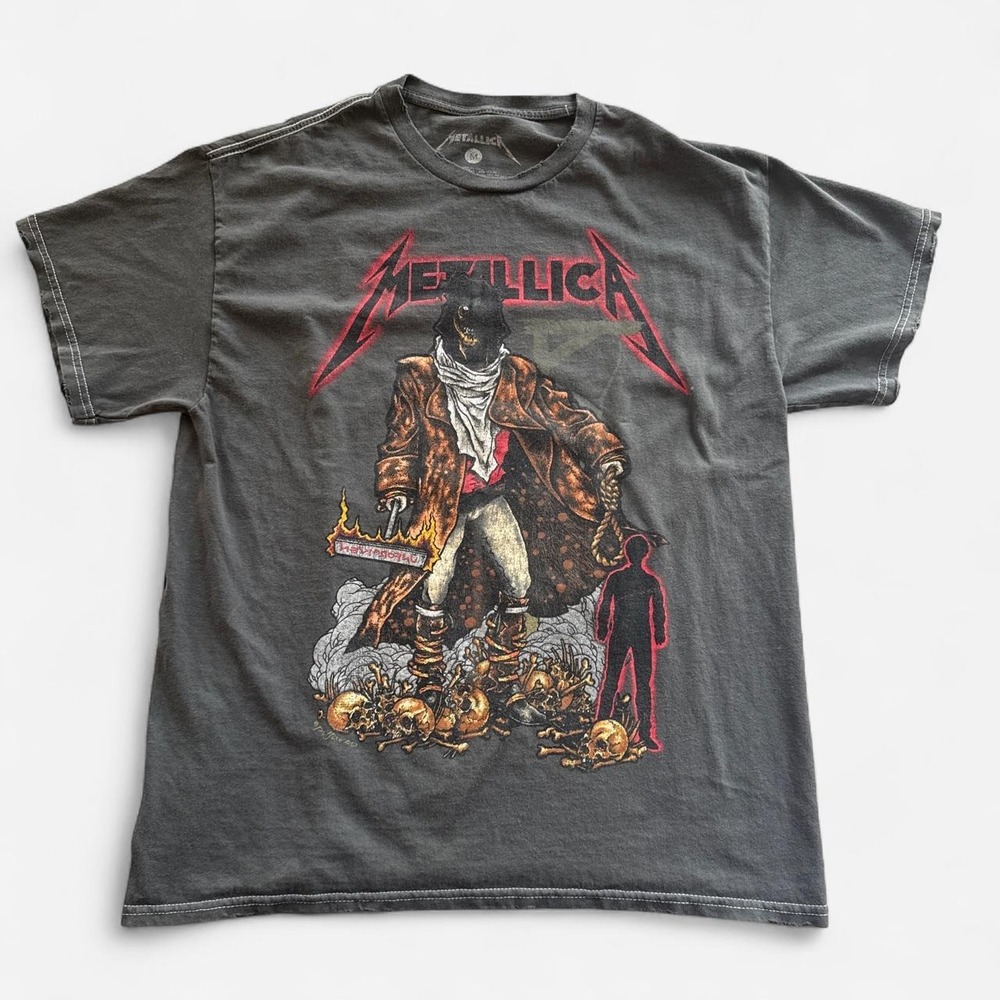 Metallica charcoal band tee with red logo & character graphic, size M